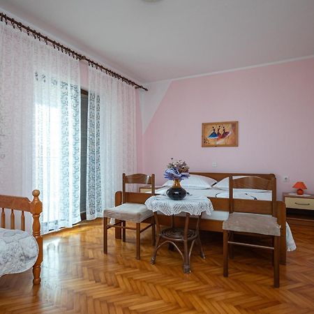 Apartments And Rooms With Parking Space Zubovici, Pag - 16063 Εξωτερικό φωτογραφία